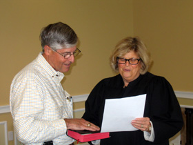 Photo of Lewis DeEugenio being sworn in to State Board of Agriculture