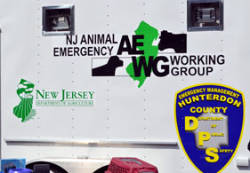 Photo of an animal rescue trailer - Click to enlarge