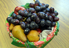 Photo of a fruit bowl - Click to enlarge