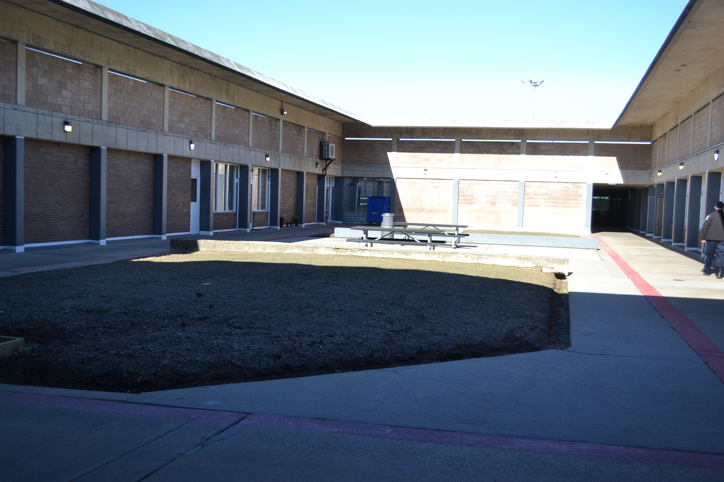 Bayside Courtyard Old