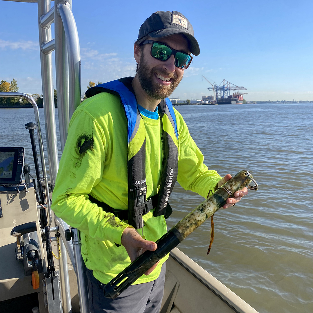 In October 2024, DRBC staff retrieved the DOloggers deployed in the Delaware Estuary for theSturgeon Spawning Study. Photo by the DRBC.