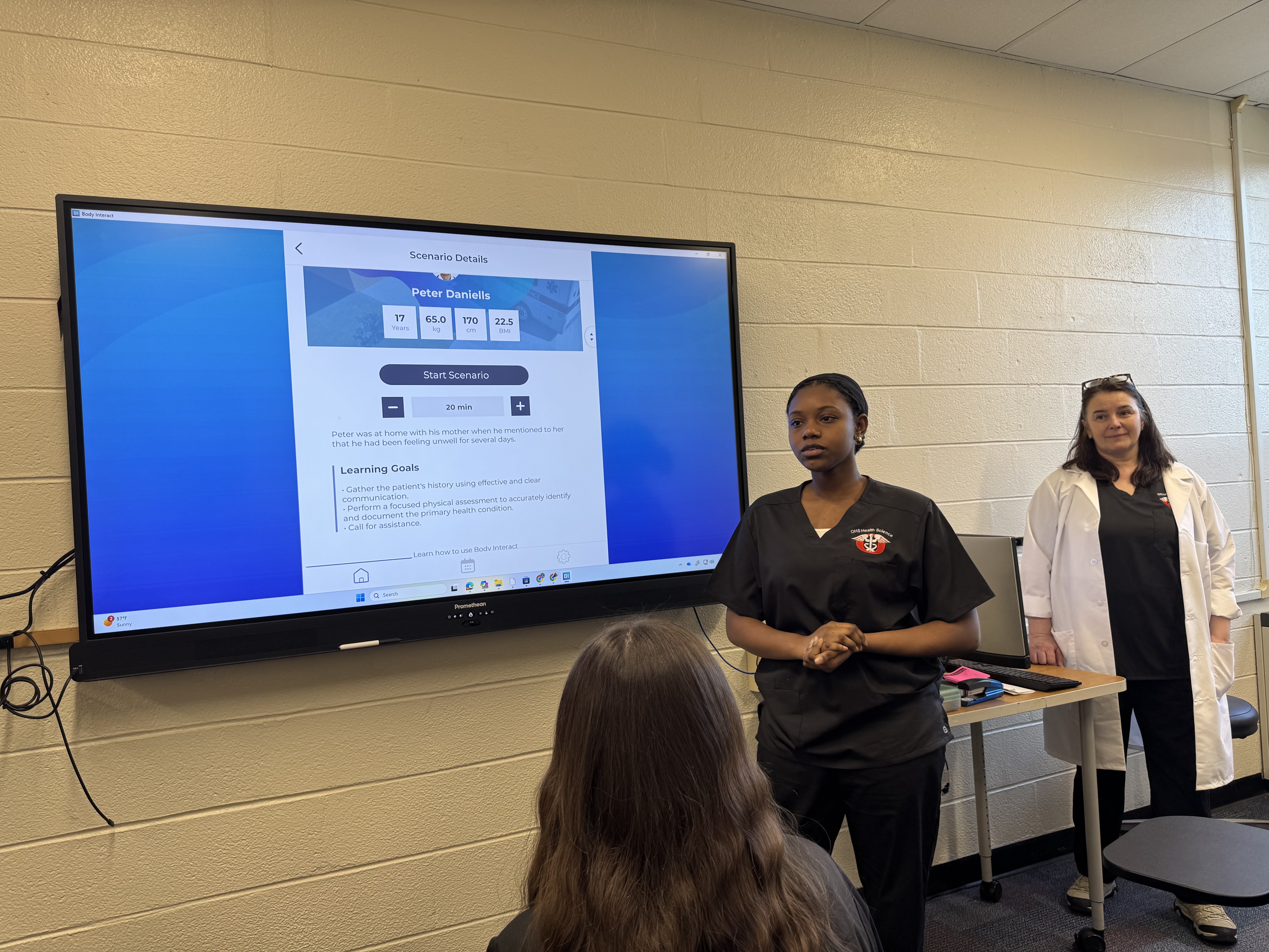 student presenting to class