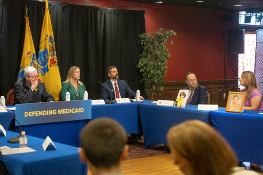 Governor Murphy at a roundtable discussion