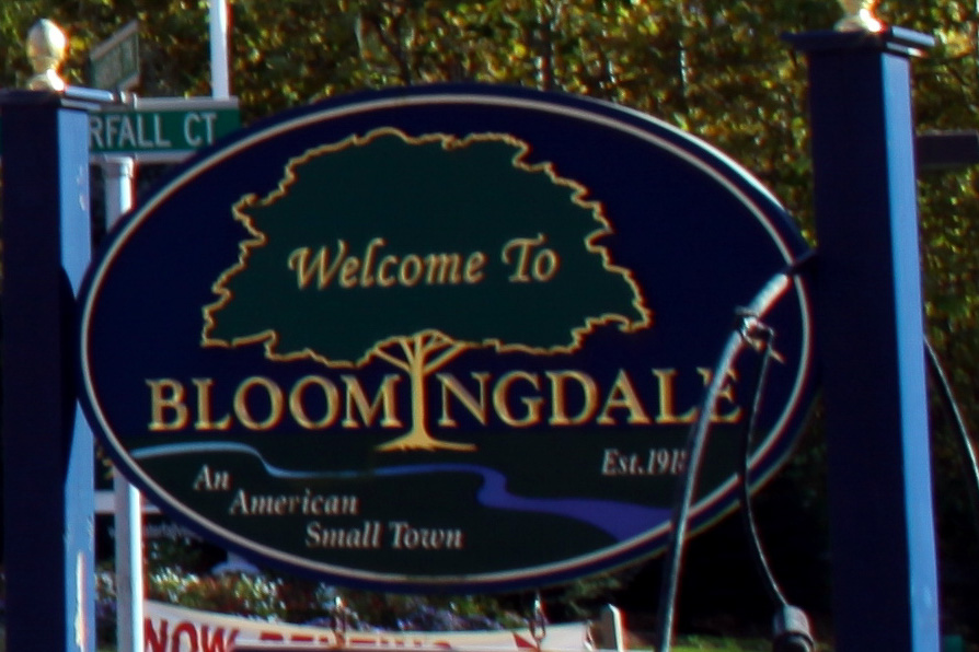 bloomingdale sign