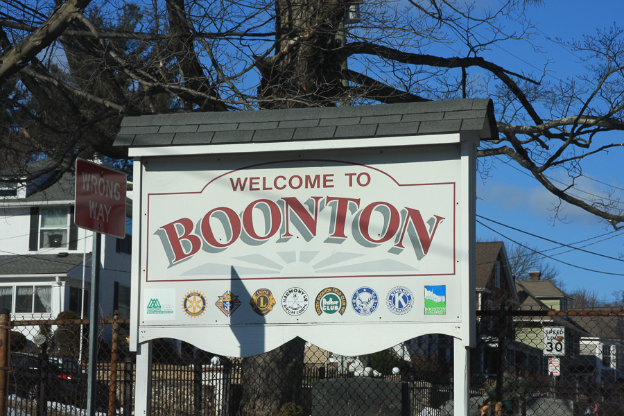 welcome sign
