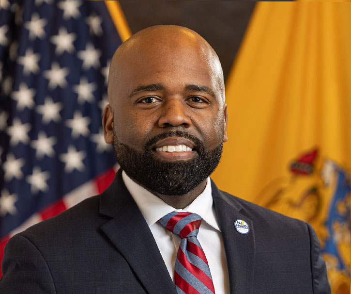 Raynard Washington Headshot