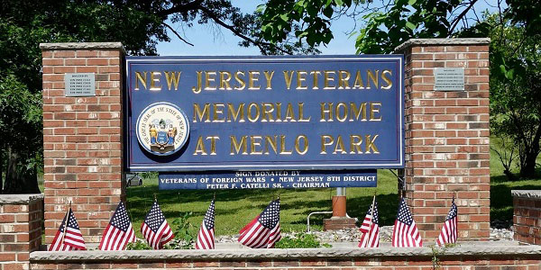 picture of NJ Veterans Memorial Home at Menlo Park sign